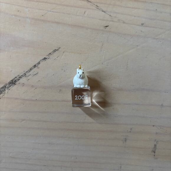 Hallmark Keepsake Ornament NIB Ice Block Buddies 2005 Minature Collectors Series - Picture 7 of 11